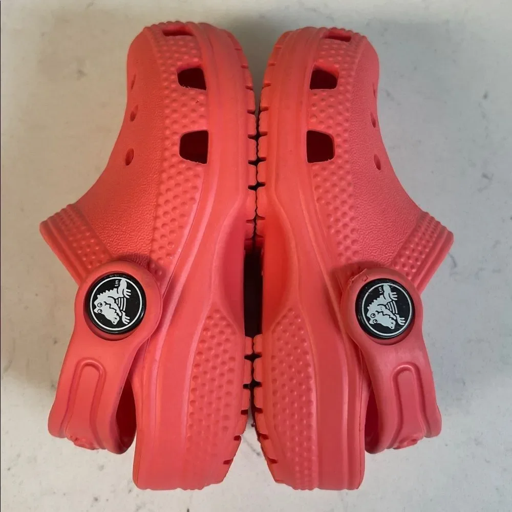 Crocs Toddler Classic Clog Size 5 Coral - Neon Watermelon? Style # 206990